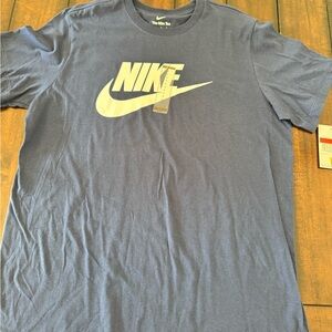 Nike Men's Navy Blue Tee